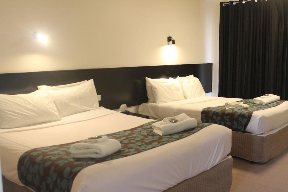 Gateway Motor Inn Варрнамбул Экстерьер фото